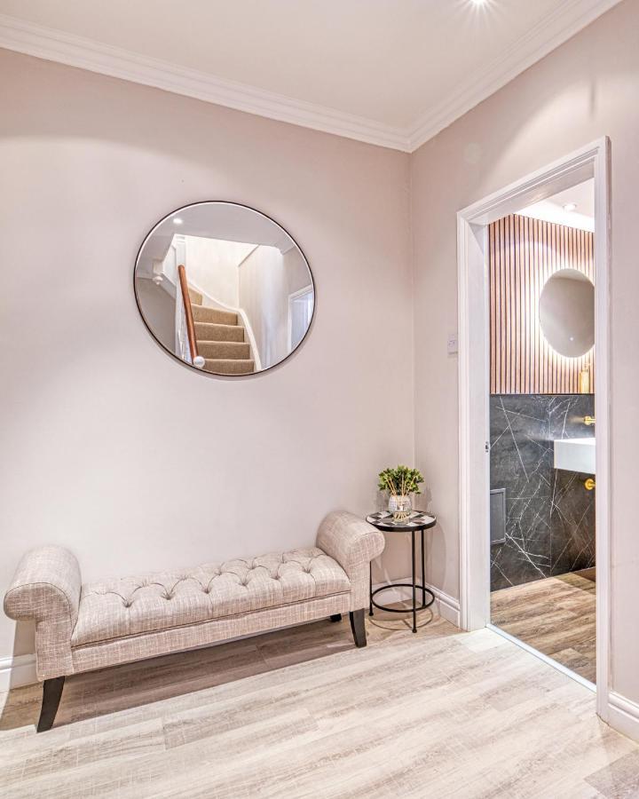 Вилла Luxury Georgian Townhouse With Cinema And Parking Честер Экстерьер фото